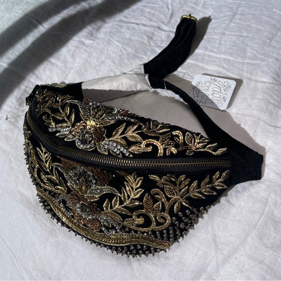 RARE Free People NWT Embellished Beaded Wren Sling Bag Fanny Pack Handbag Purse - Picture 5 of 10